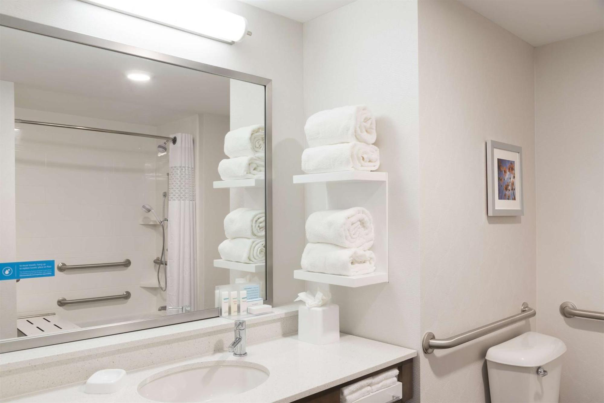 Hampton Inn Westfield Indianapolis Bagian luar foto